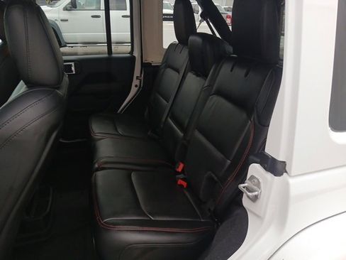 Used 2023 Jeep Wrangler Unlimited Rubicon w/ Steel Bumper Group image 26