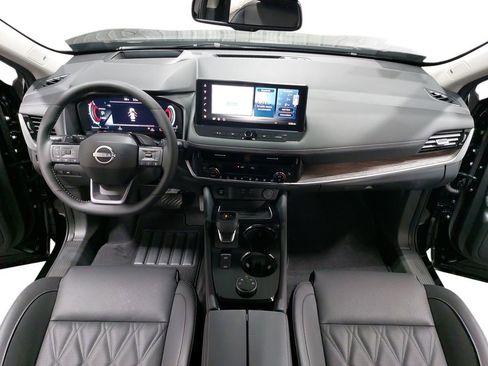 New 2026 Nissan Rogue Platinum w/ Platinum Premium Package image 9