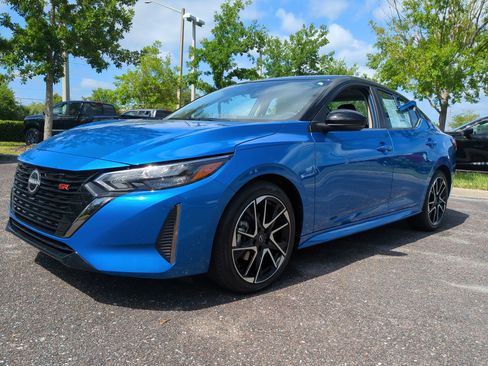 New 2025 Nissan Sentra SR image 8