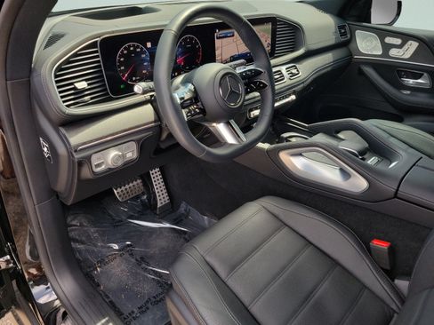 Certified 2025 Mercedes-Benz GLS 580 4MATIC image 19