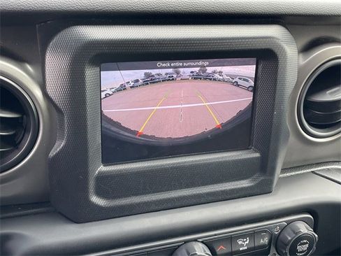 Used 2021 Jeep Wrangler Unlimited Sport image 17