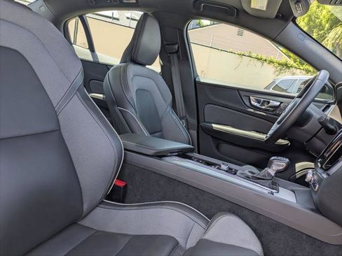 Used 2021 Volvo S60 T6 R-Design w/ Advanced Package AWD/4WD image 25