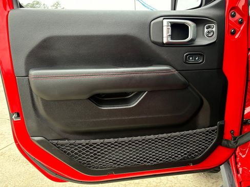 Used 2020 Jeep Gladiator Rubicon w/ Dual Top Group image 8