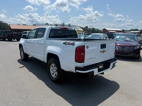 Used 2020 Chevrolet Colorado W/T w/ WT Convenience Package AWD/4WD image 3