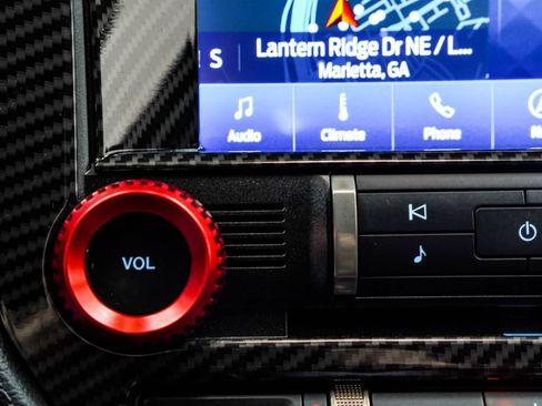 Used 2021 Ford Mustang Shelby GT500 w/ Technology Package RWD image 28