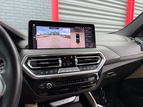 Used 2022 BMW X4 xDrive30i w/ M Sport Package 2 AWD/4WD image 28