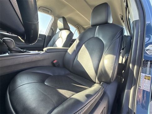 Used 2023 Toyota Camry XSE image 11