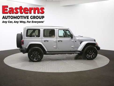 Used 2021 Jeep Wrangler Unlimited Sahara w/ Cold Weather Group image 45