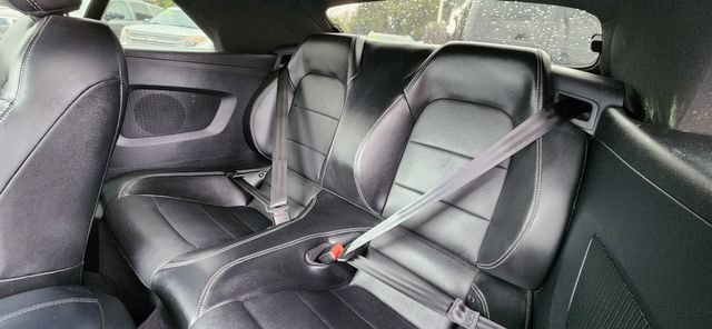 Used 2020 Ford Mustang Premium RWD image 7