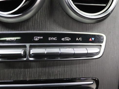 Used 2020 Mercedes-Benz GLC 43 AMG 4MATIC image 26