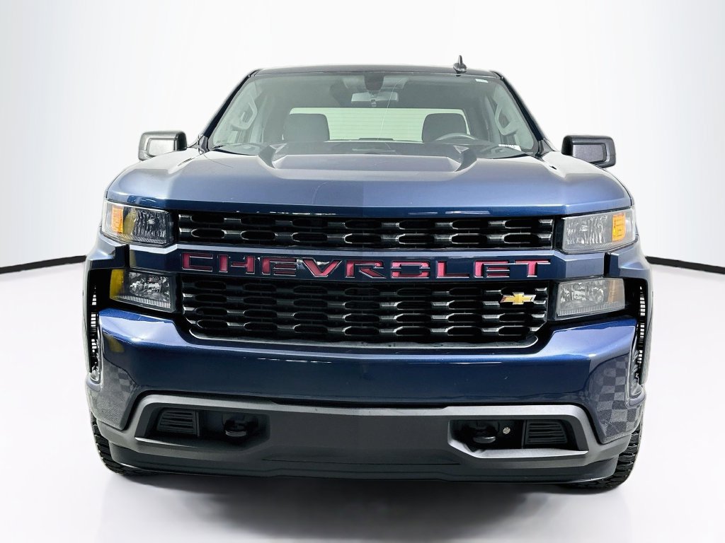 Used 2020 Chevrolet Silverado 1500 Custom w/ Custom Value Package AWD/4WD image 5
