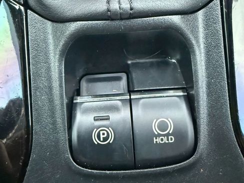 Used 2019 Toyota Corolla SE FWD image 22