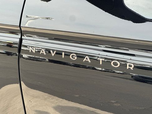 New 2026 Lincoln Navigator L Black Label image 27
