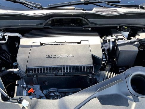 Used 2024 Honda Pilot Touring image 24
