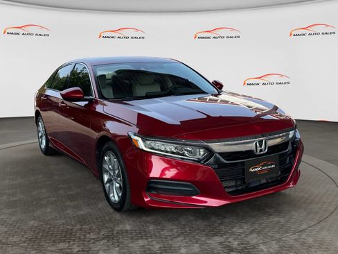 Used 2018 Honda Accord LX image 5