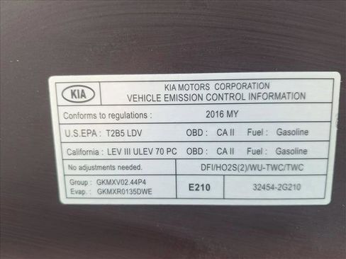 Used 2016 Kia Sorento LX w/ LX Convenience Package image 21