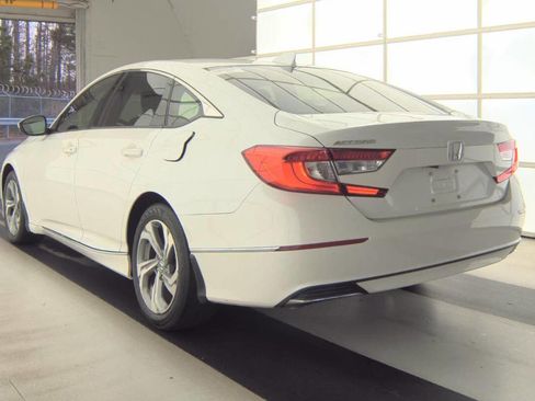 Used 2019 Honda Accord EX image 16