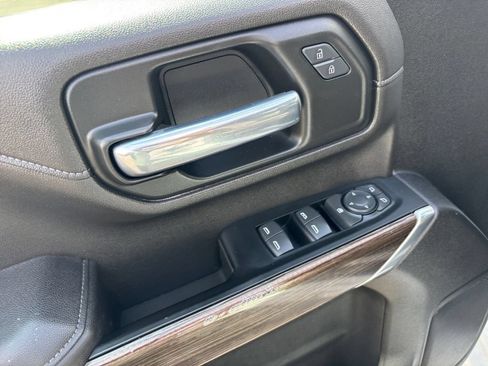 Used 2023 Chevrolet Silverado 3500 LT AWD/4WD image 7