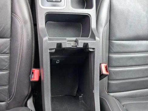 Used 2019 Ford Escape Titanium AWD/4WD image 19