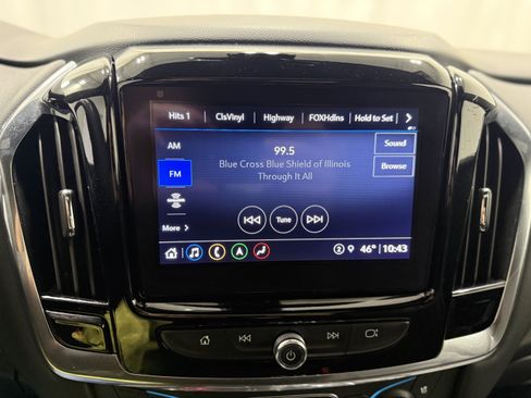 Used 2023 Chevrolet Traverse Premier w/ Redline Edition image 18