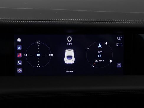 Used 2023 Porsche Taycan image 24