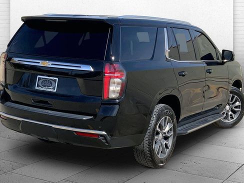 Used 2022 Chevrolet Tahoe LT w/ Luxury Package image 13