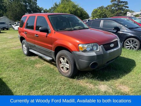 Used 2007 Ford Escape XLS FWD image 1