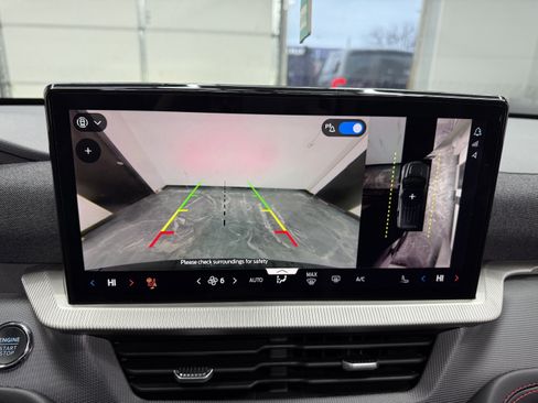 Used 2025 Ford Explorer ST image 26