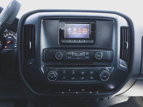 Used 2014 Chevrolet Silverado 1500 W/T RWD image 3