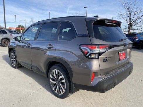 New 2025 Subaru Forester Touring image 3