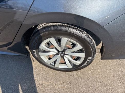 Used 2023 Honda Civic LX image 31