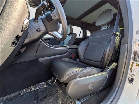 Certified 2026 Mercedes-Benz GLC 300 4MATIC image 4