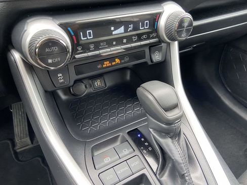 Used 2024 Toyota RAV4 XLE image 23