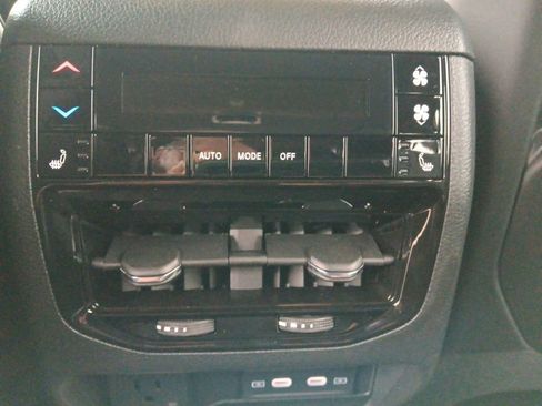 New 2026 Jeep Grand Cherokee L Limited image 19