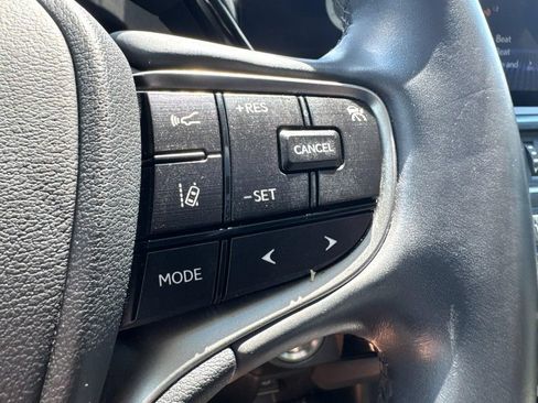 Used 2022 Lexus ES 350 w/ Premium Package FWD image 18