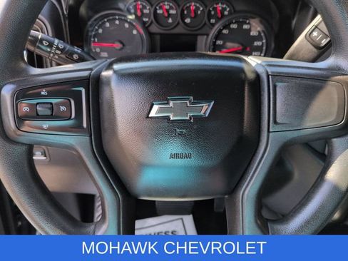 Used 2020 Chevrolet Silverado 1500 Custom Trail Boss w/ Custom Convenience Package AWD/4WD image 11