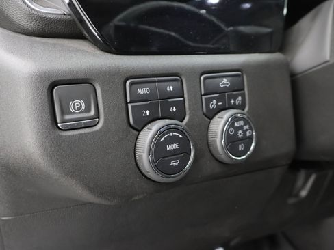 Used 2023 Chevrolet Silverado 1500 RST AWD/4WD image 39