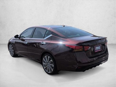 Used 2025 Nissan Altima 2.5 SL image 8