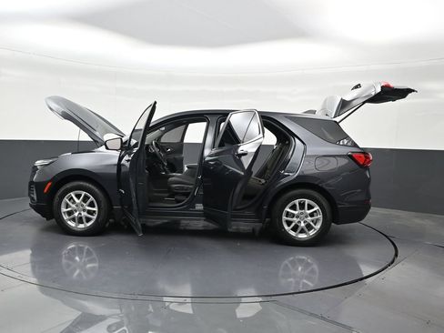 Used 2023 Chevrolet Equinox LT FWD image 33