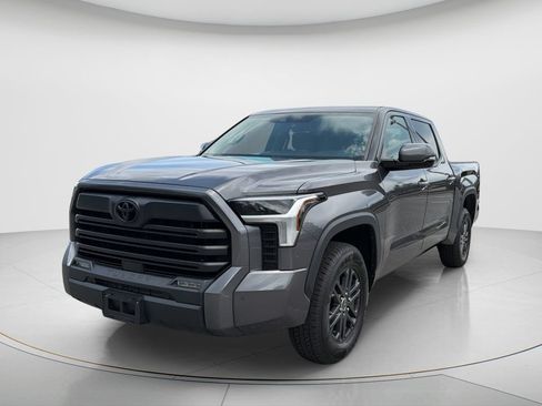 Used 2023 Toyota Tundra SR5 w/ SR5 Convenience Package AWD/4WD image 1