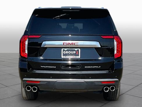 Used 2024 GMC Yukon Denali w/ Advanced Technology Package AWD/4WD image 5