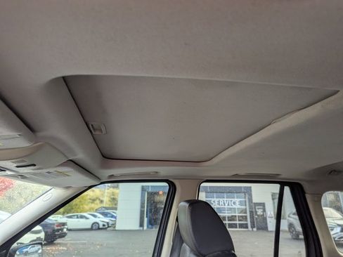 Used 2008 Land Rover Range Rover Sport HSE image 25