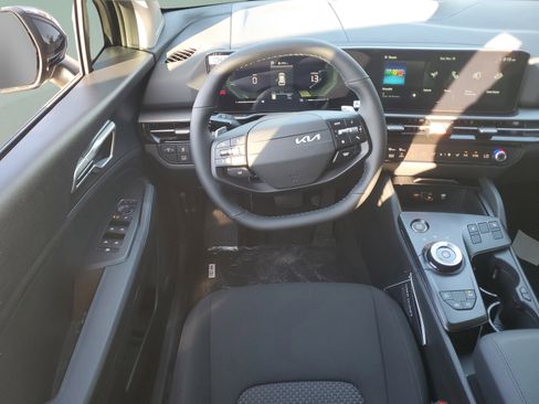 New 2026 Kia Sportage S AWD/4WD image 23