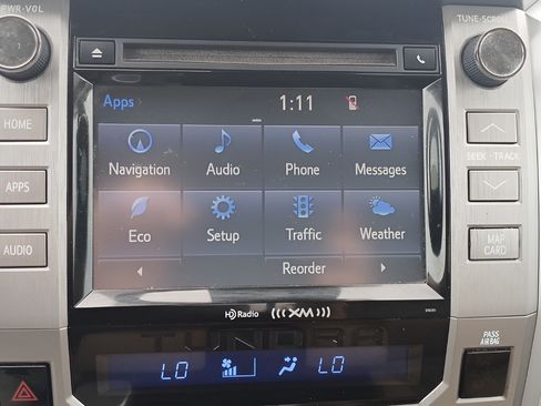 Used 2018 Toyota Tundra Limited w/ Limited Premium Package AWD/4WD image 17