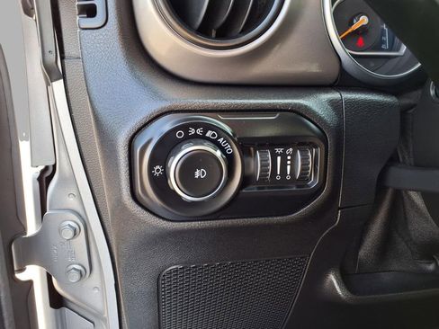 Used 2021 Jeep Wrangler Unlimited Sport w/ Sun And Sound Package image 17