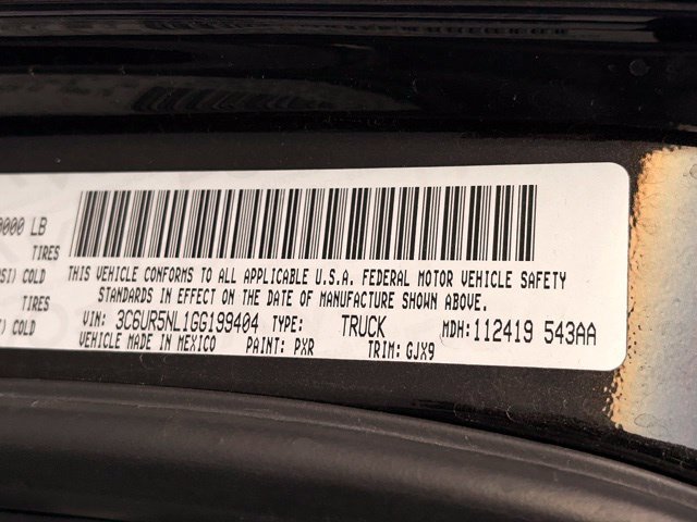 Used 2016 RAM 2500 Laramie AWD/4WD image 19