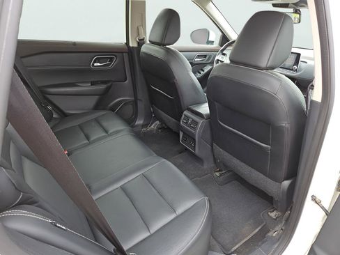 Used 2021 Nissan Rogue SL image 28