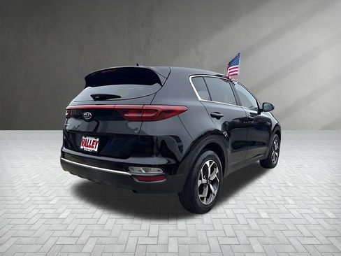 Used 2022 Kia Sportage LX image 9