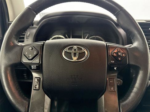 Certified 2023 Toyota 4Runner TRD Off-Road Premium image 17