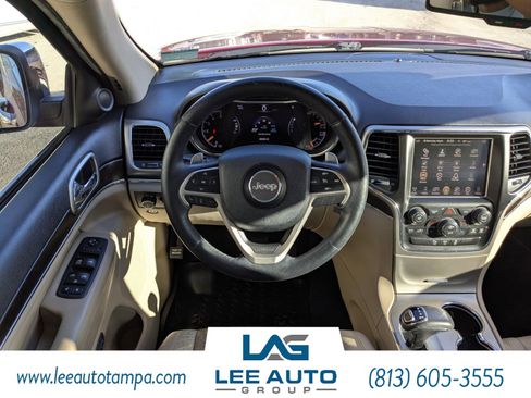 Used 2014 Jeep Grand Cherokee Limited w/ Luxury Group II image 17